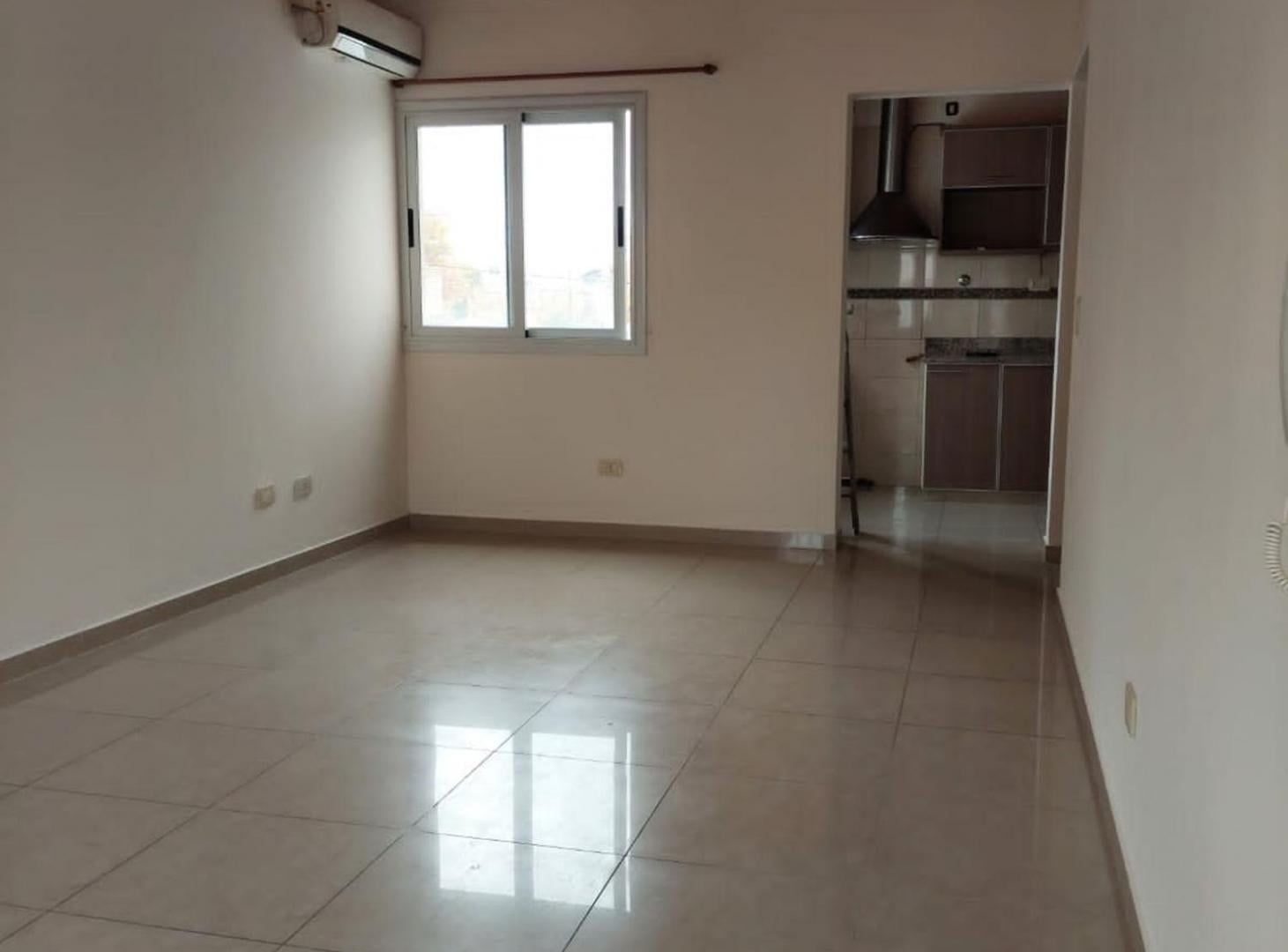 Foto de DEPARTAMENTO EN ALQUILER, CENTRO DE LUJAN, imagen 1