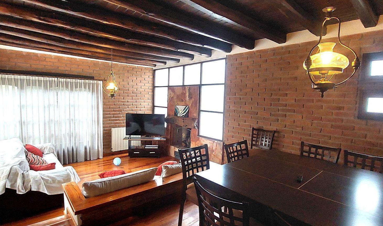 Foto de CASA EN VENTA EN EL CORAZÓN DE CHACRAS DE CORIA, imagen 4