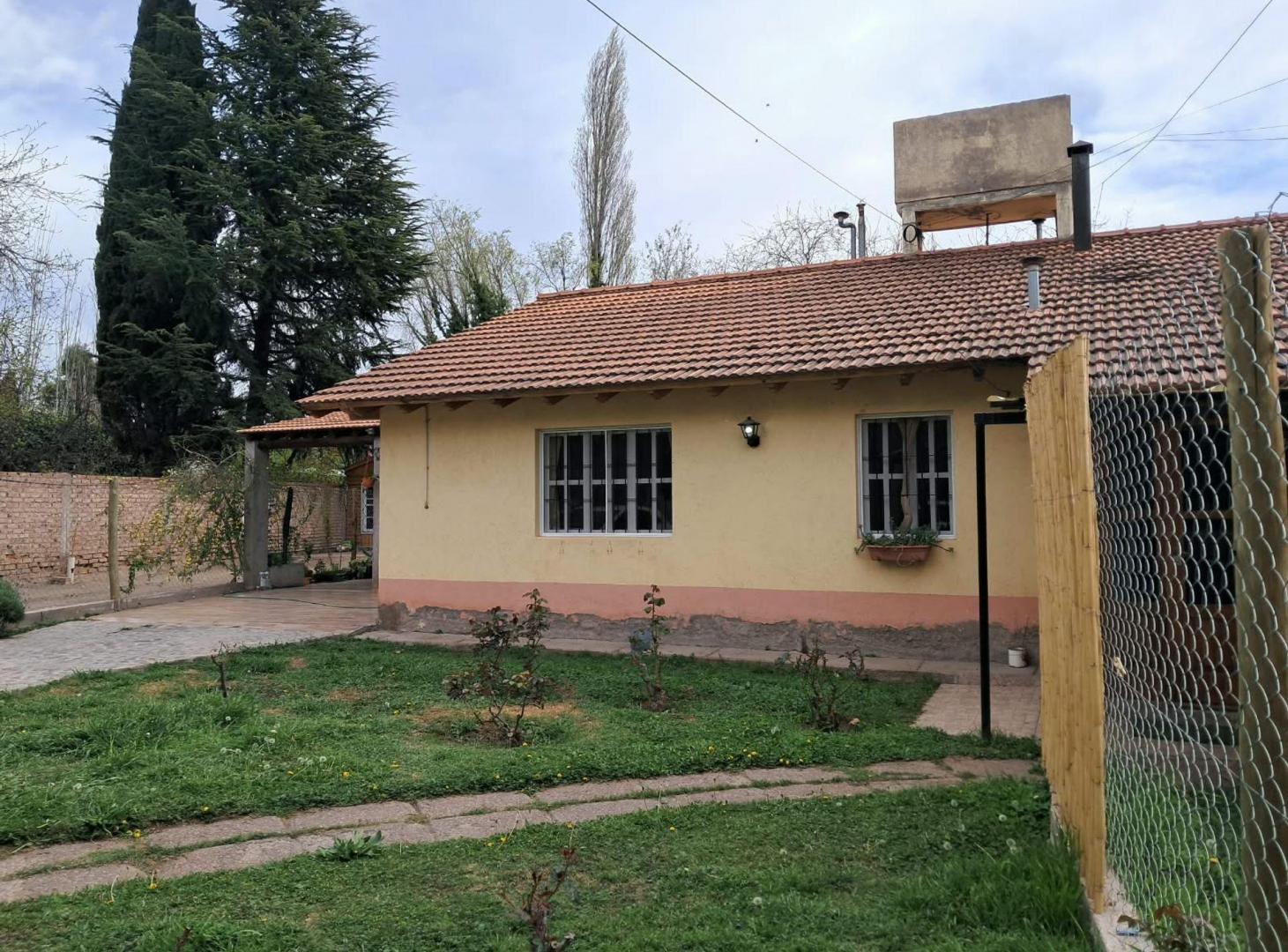 Foto de Alquiler De Casa En Calle La Madrid- 3 hab-Luján, imagen 1