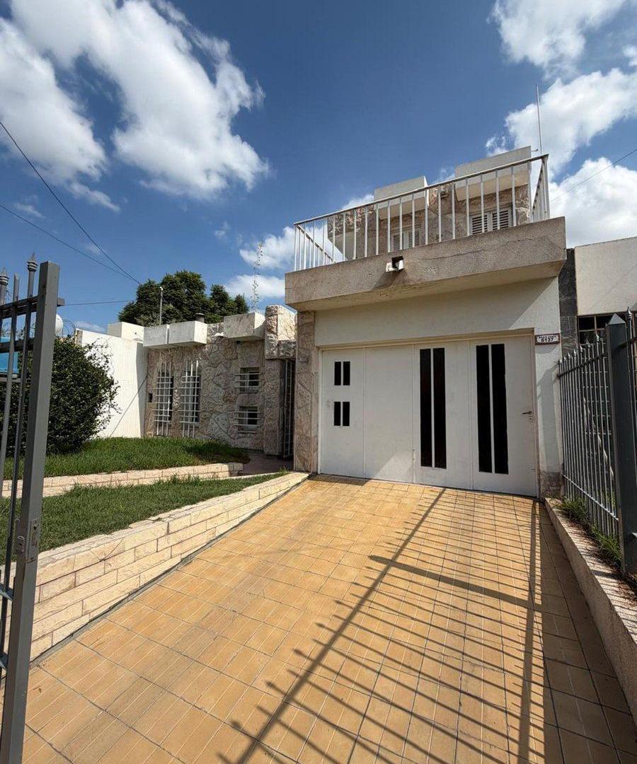 Foto de VENTA CASA BARRIO SANTA ANA GUAYMALLÉN, imagen 1