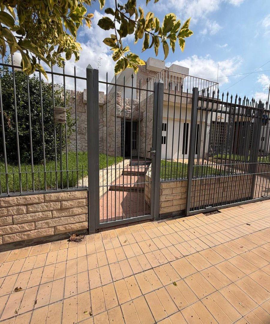 Foto de VENTA CASA BARRIO SANTA ANA GUAYMALLÉN, imagen 2