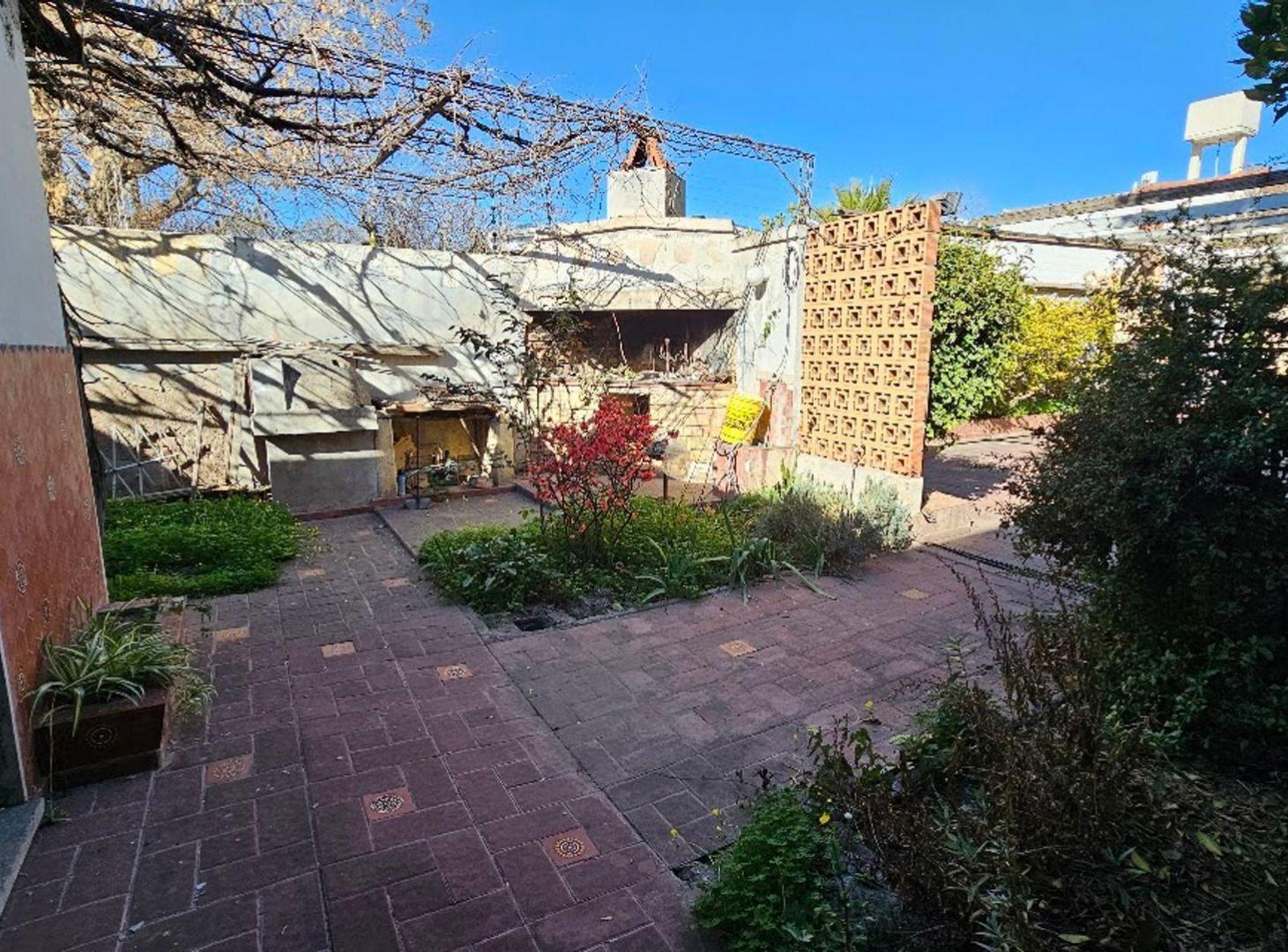 Foto de CASA EN QUINTA SECCIÓN, AMPLIO TERRENO., imagen 4