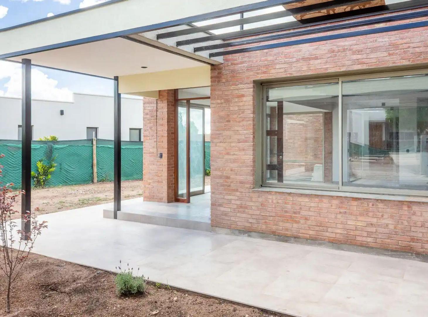 Foto de VENTA CASA A ESTRENAR LAR DE VIEYTES lll, imagen 3
