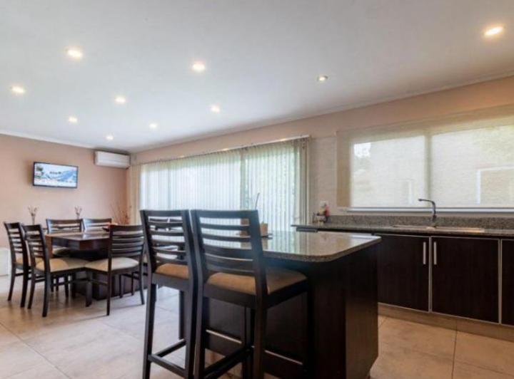Chalet 5 amb Barrio La Florida 4