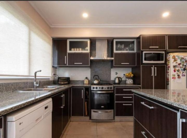 Chalet 5 amb Barrio La Florida 5