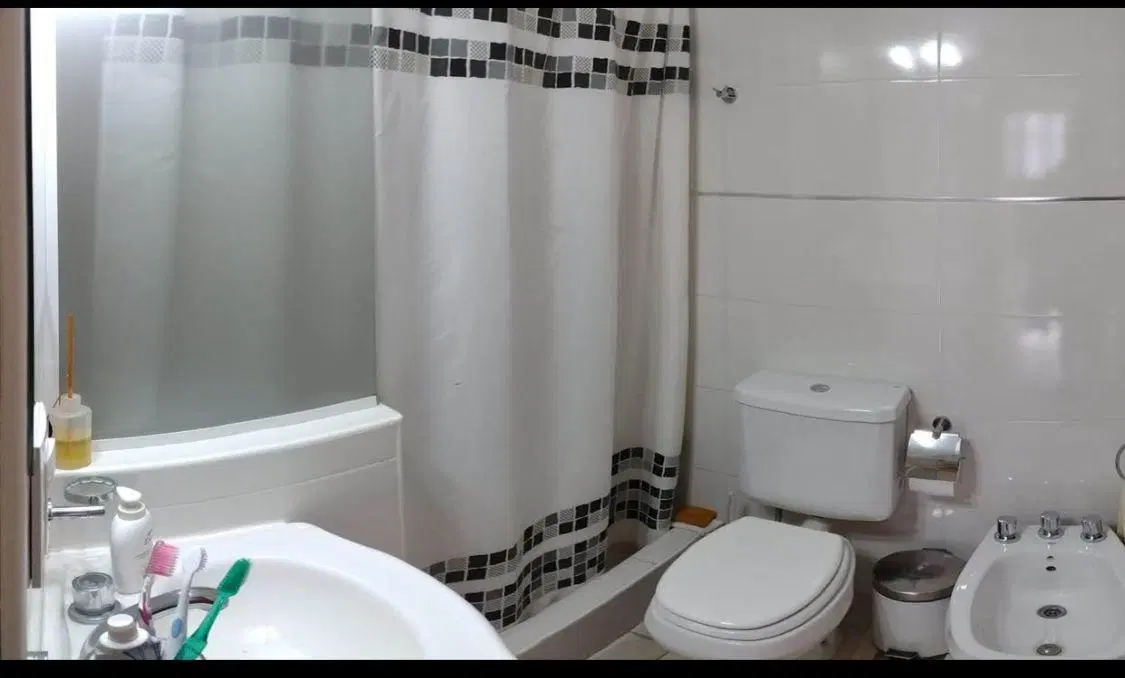 Venta departamento 4 Ambientes en zona de La Perla 5