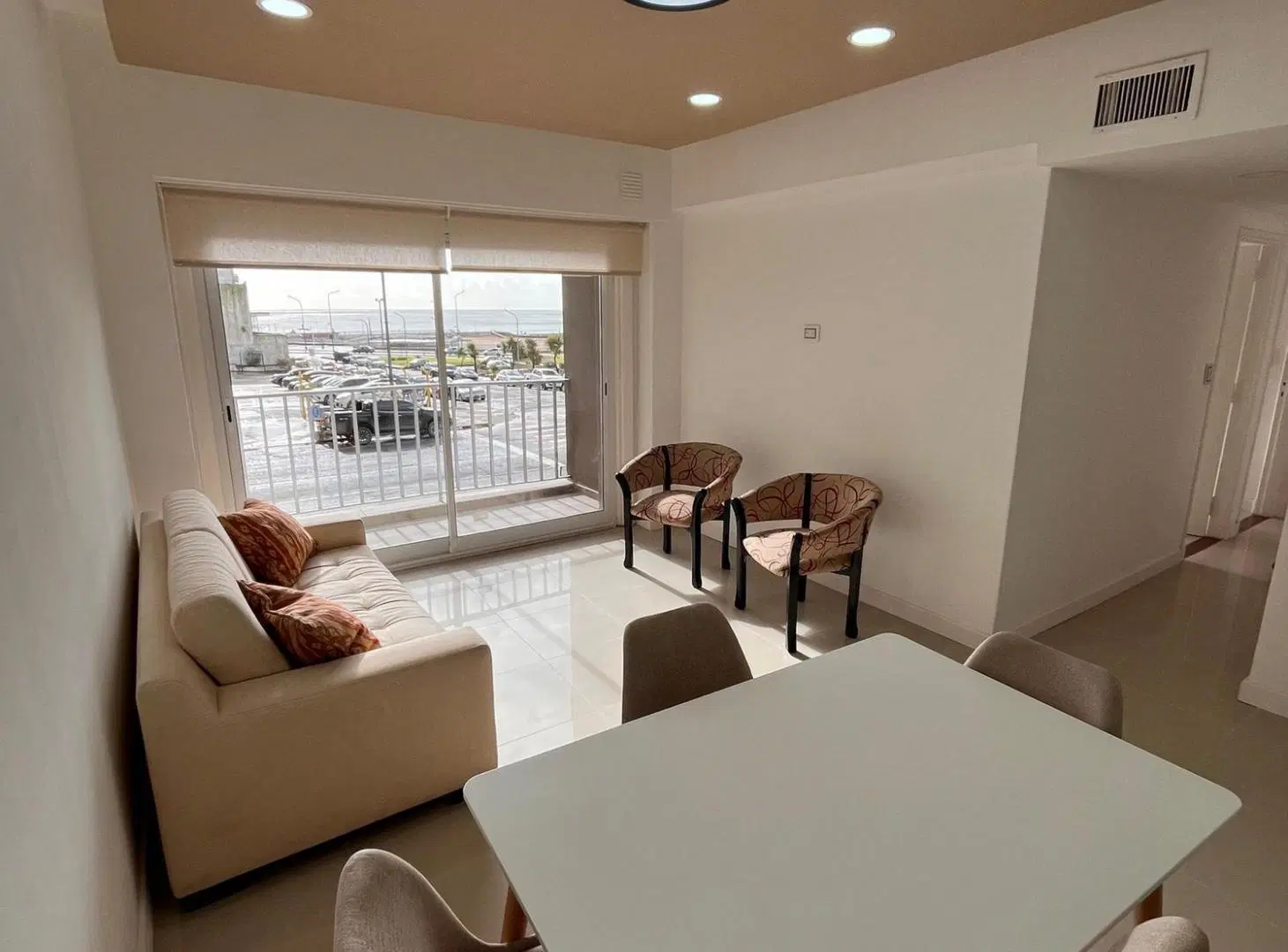 Venta departamento 3 ambientes con vista al mar Zona Centro 3