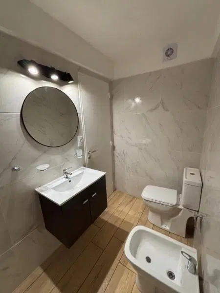 Venta monoambiente zona Guemes 3