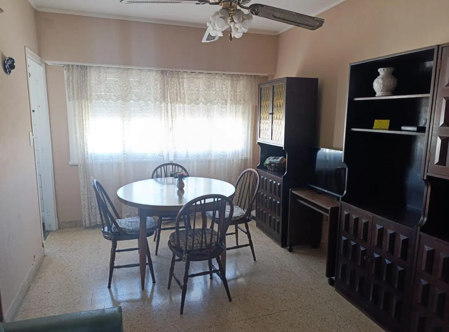 Venta departamento 2 ambientes zona Centro 3
