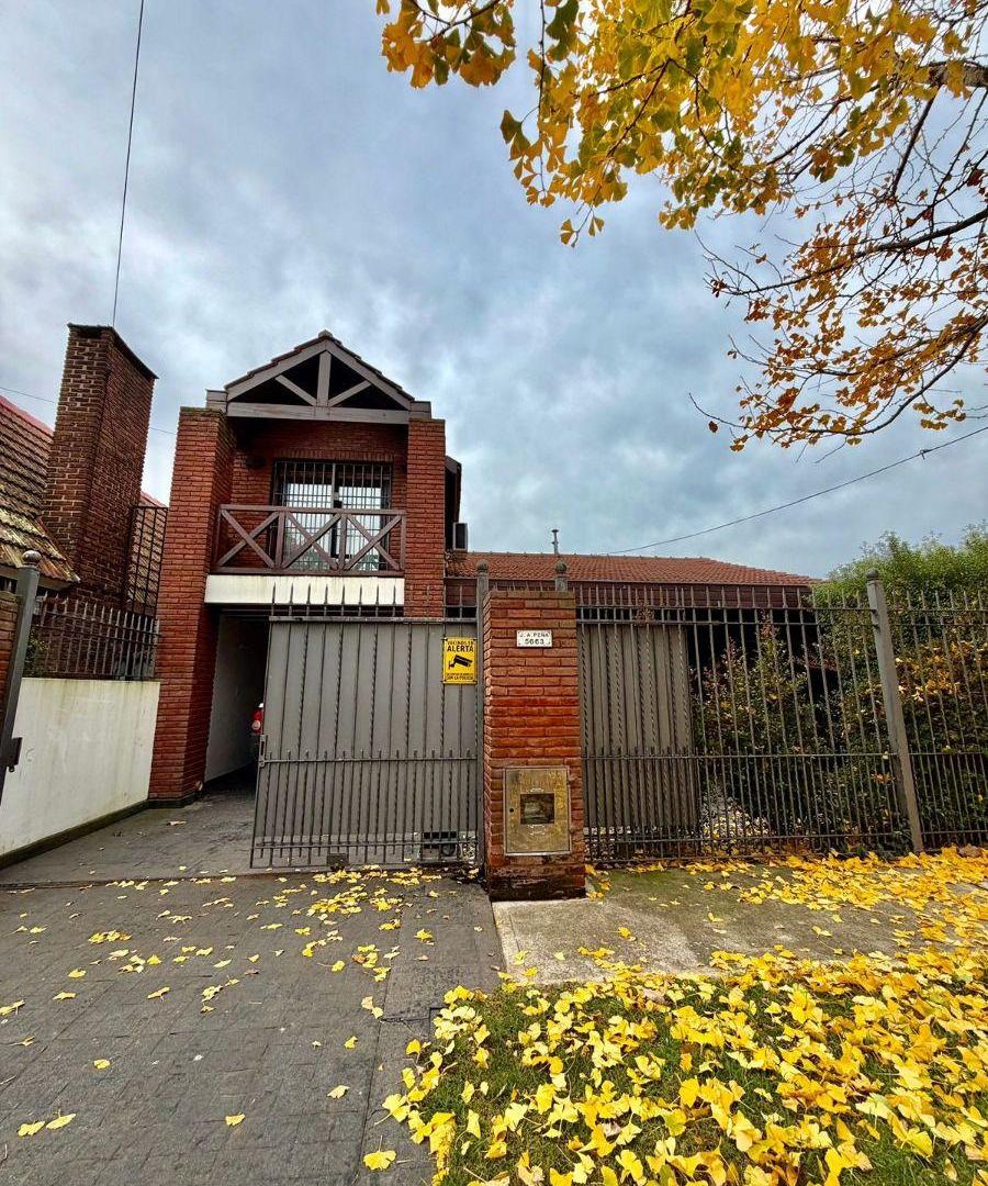 Venta Casa 4 ambientes en Los Pinares