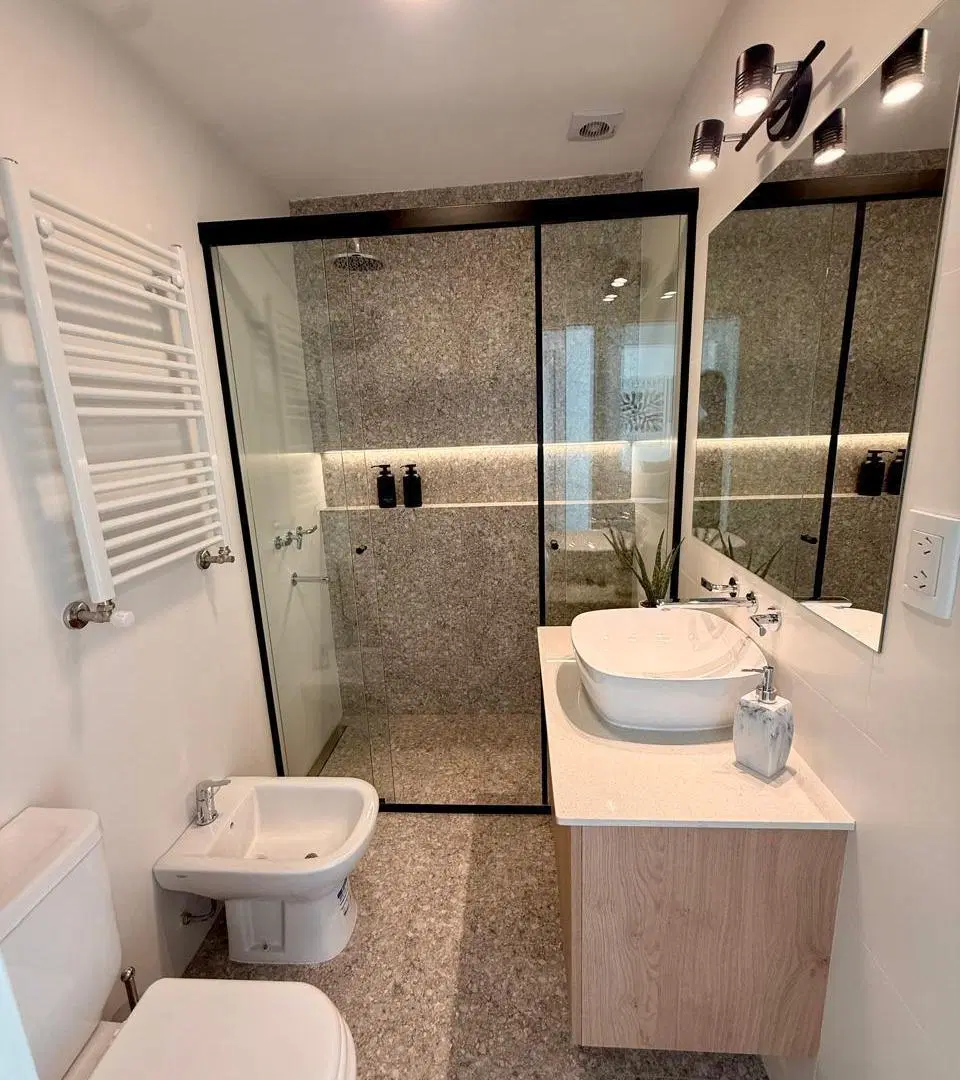 Venta departamento 3 amb con dependencia en el centro 5