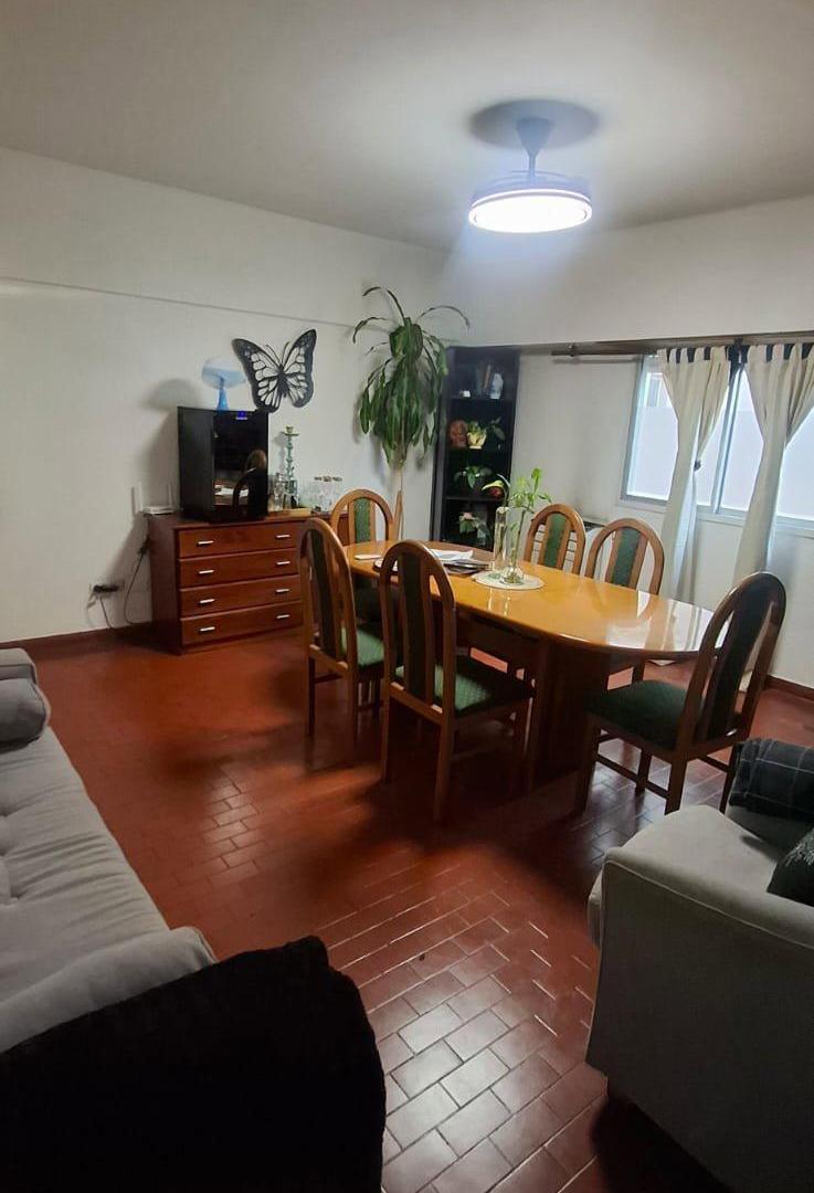 Foto de Venta 2 ambientes contrafrente abierto en zona Aldrey, imagen 1