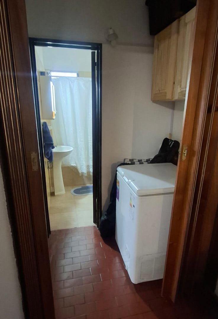 Foto de Venta 2 ambientes contrafrente abierto en zona Aldrey, imagen 2