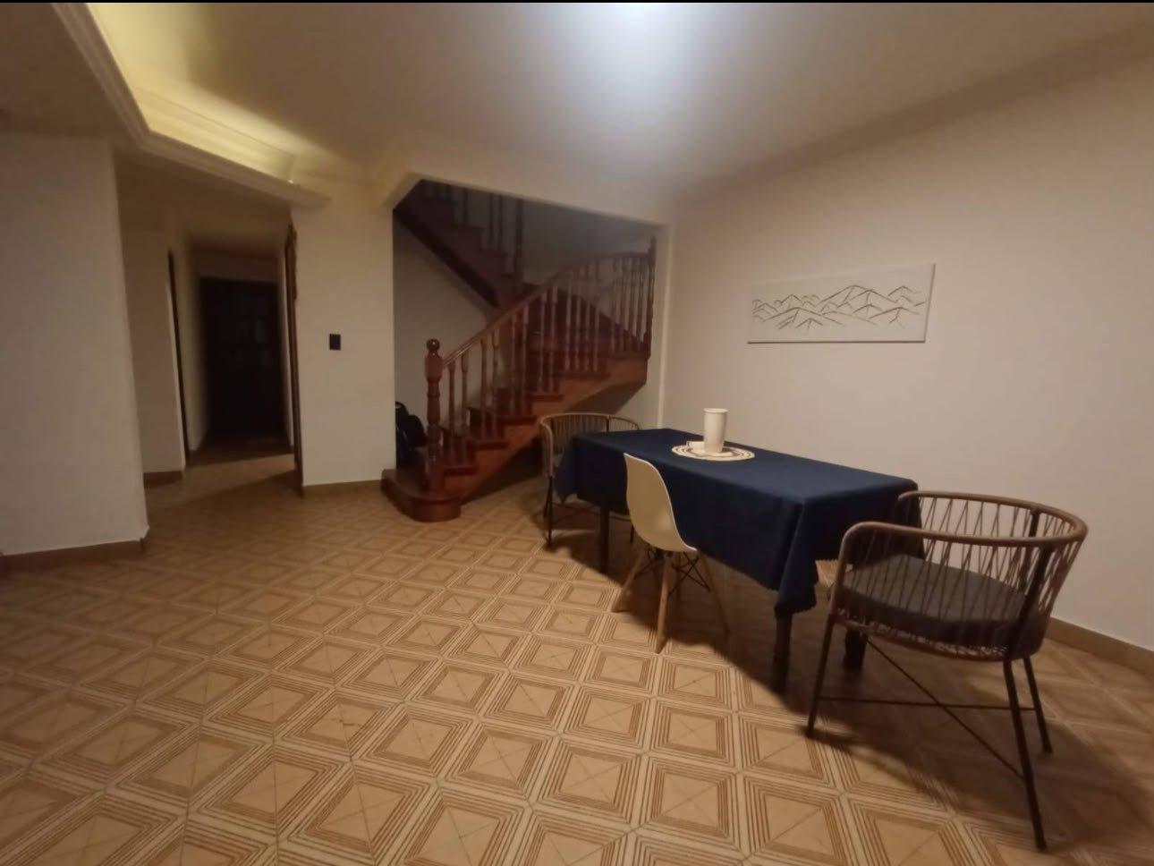 Foto de VENTA CHALET 6 AMBIENTES BARRIO ALFAR, imagen 3