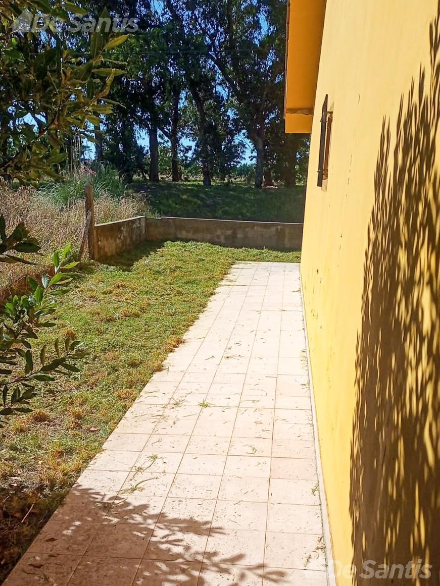 Chalet a Estrenar con Amplio Lote en Barrio Chapatmalal 3