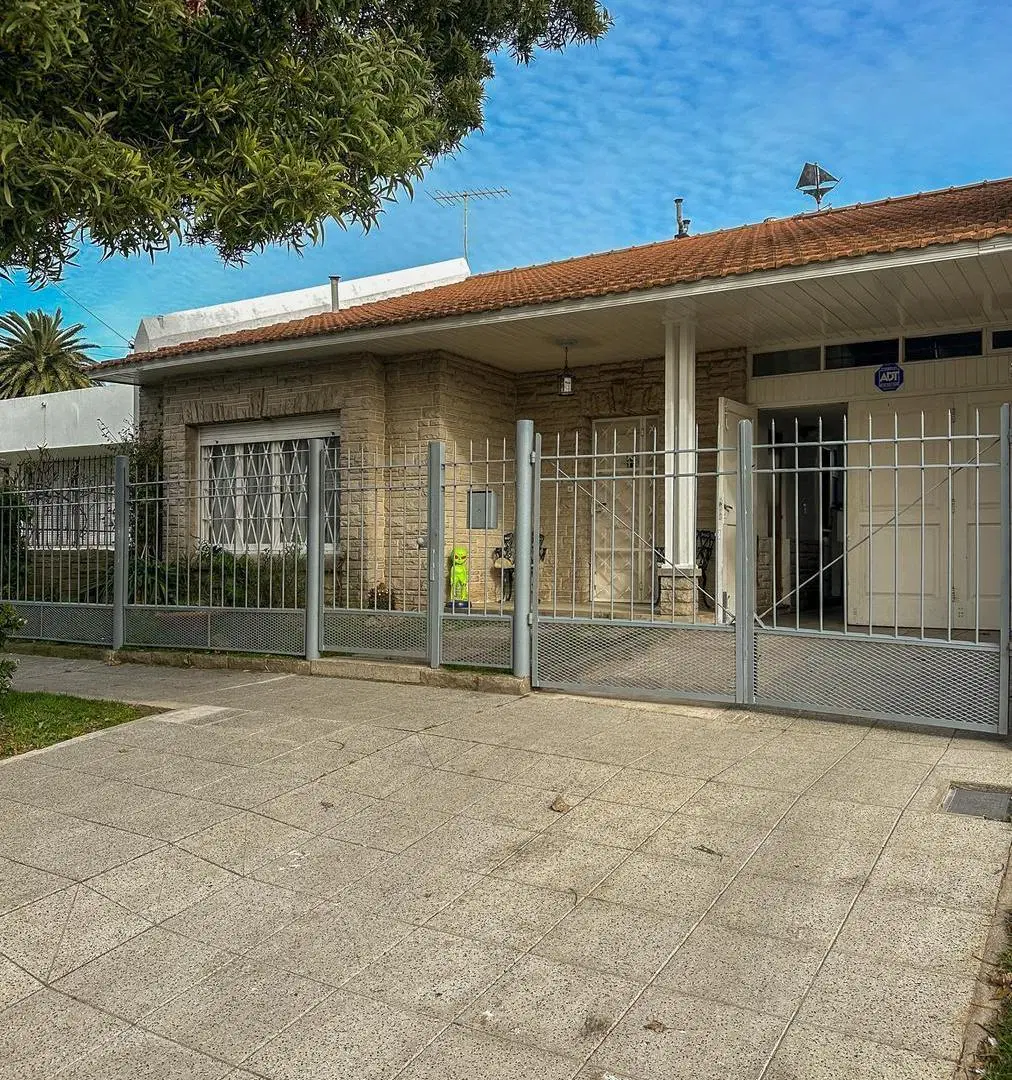 Casa en Punta Mogotes 2