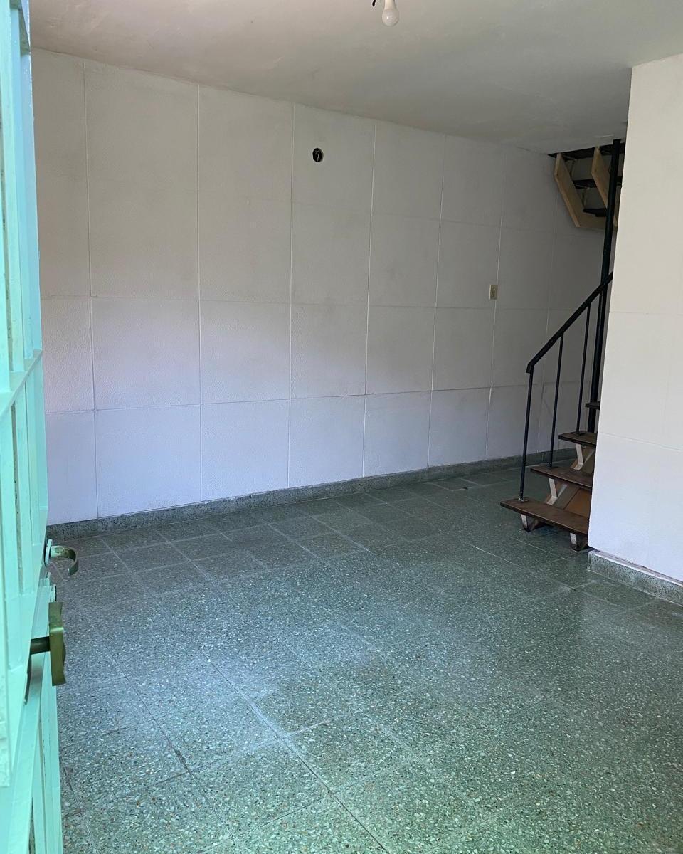 Dpto Int. Único Guadalupe Este! Vendo 4