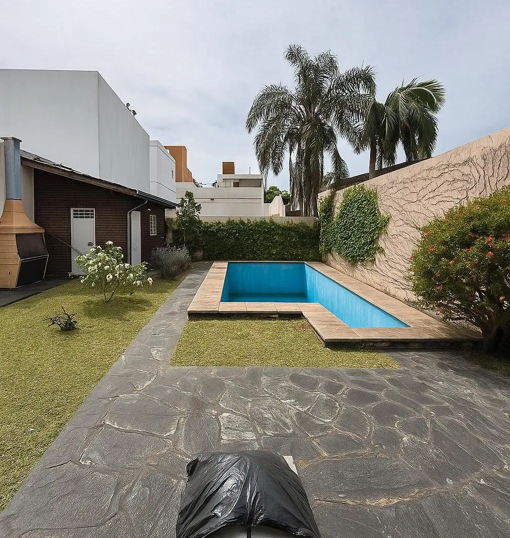 Chalet 4 amb .con parque y pileta 2
