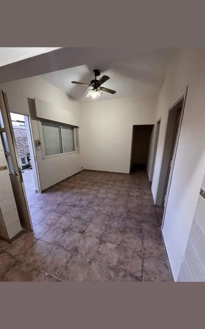 Alquiler casa c/ jardin y patio 3