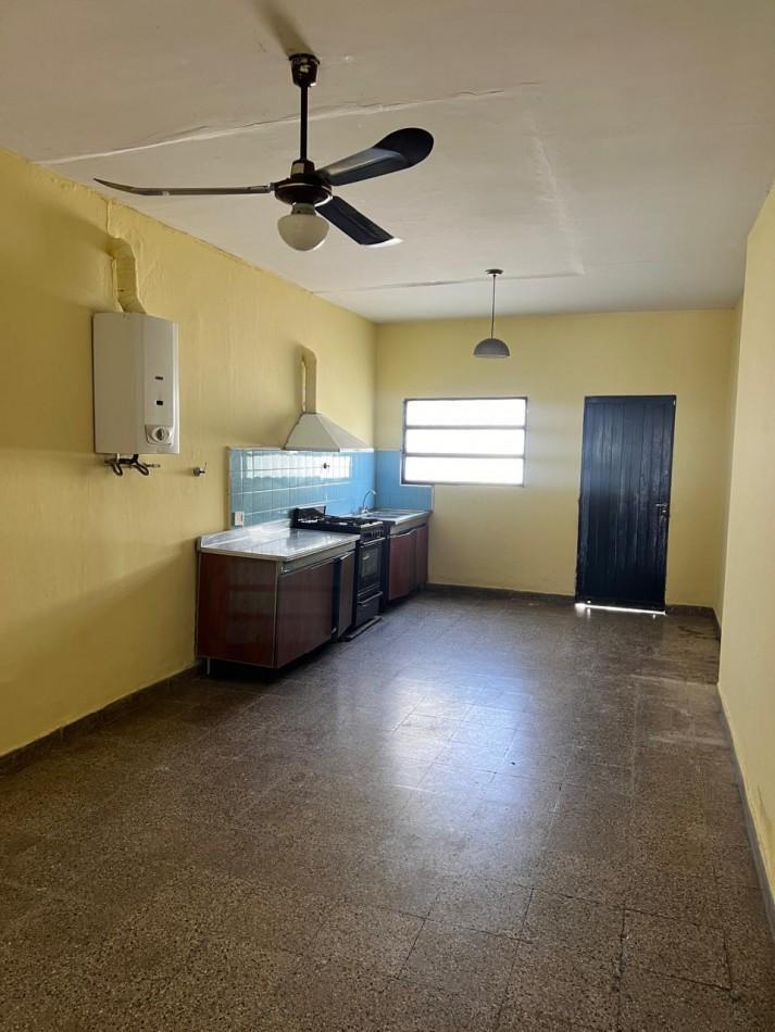 Foto de CASA EN VENTA ESPAÑA 1270, imagen 4