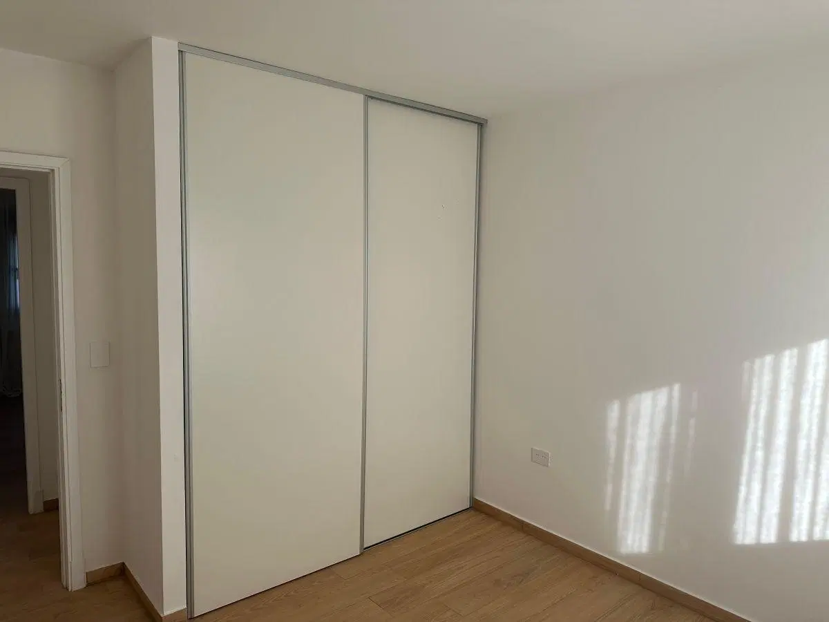 VENDO-DUPLEX-INAUDI-INTROVA-3 DOR-LIVING COMEDOR-GALERIA CON ASADOR-JARDIN-COCHERA 2 -RADIADORES- 3