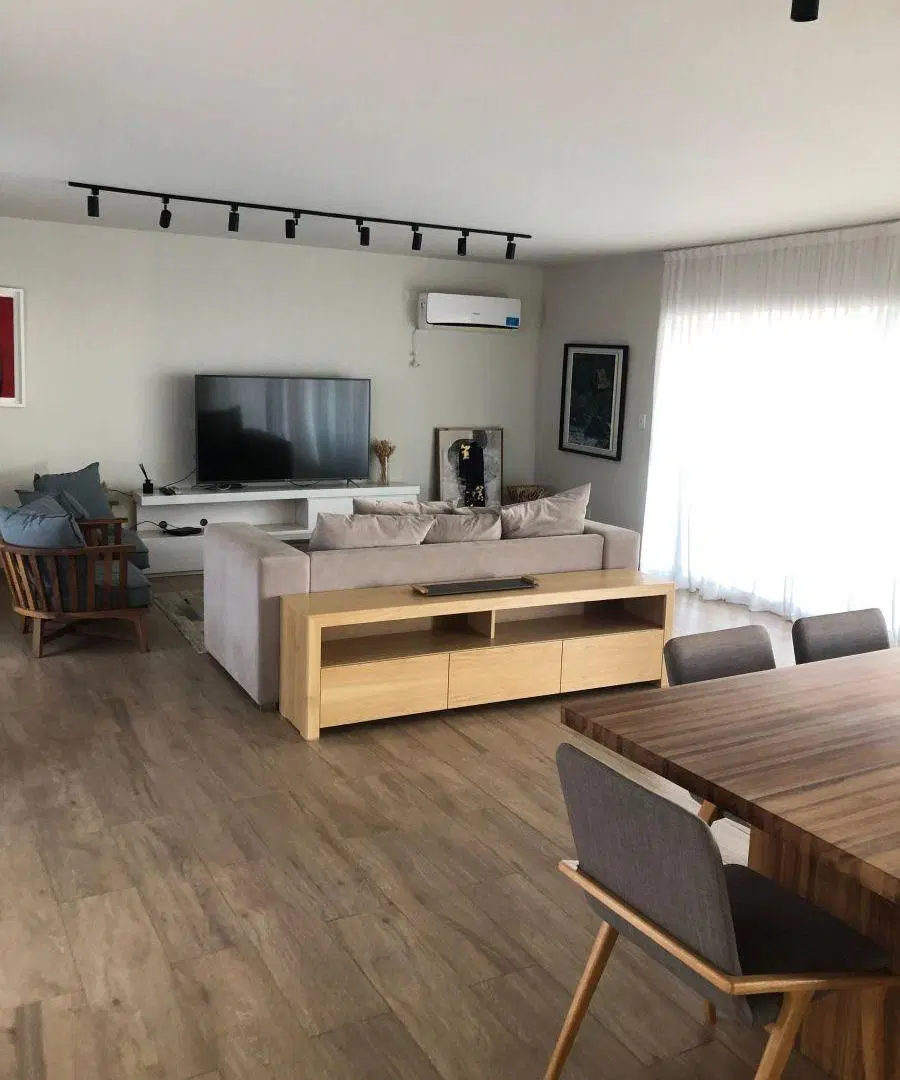 VENDO - LA RUFINA - IMPECABLE PROPIEDAD - 4 DORM. -PLAY ROOM - LAVAD - GALERIA - PILETA - COCHERA 2 5