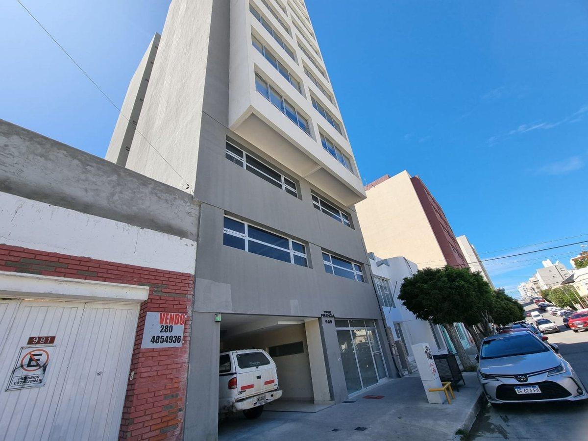 Venta Oficina Comercial Centro Comodoro Combe 2
