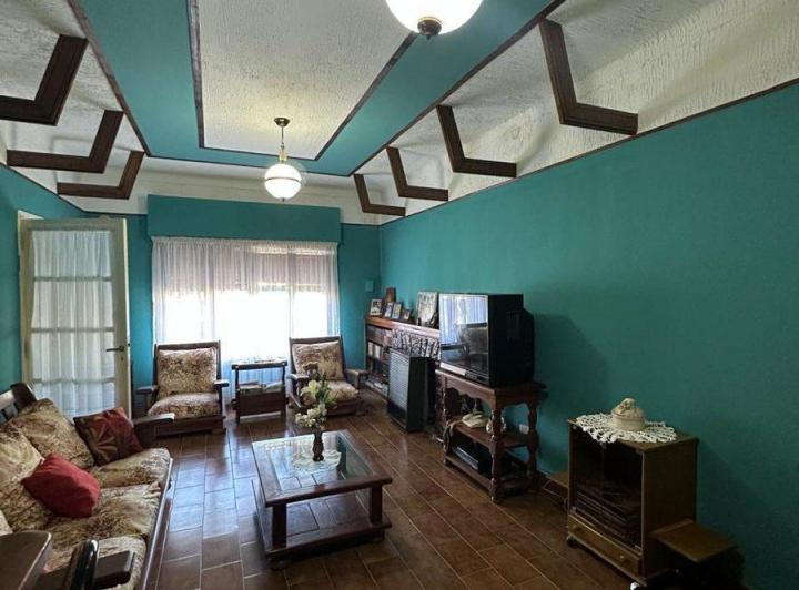 CASA MAS DEPARTAMENTO 3 DORMITORIOS CENTRO 5