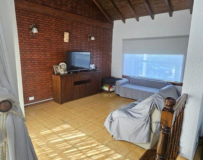 CASA 4 DORM. EN Bª JUAN XXIII-COMODORO RIVADAVIA 5