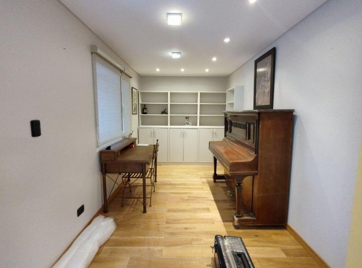 CASA EN ZONA TRANQUILA DE KM 3 2