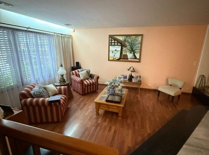 CASA BARRIO ROCA 3 DORM CON PILETA QUINCHO Y PATIO 2