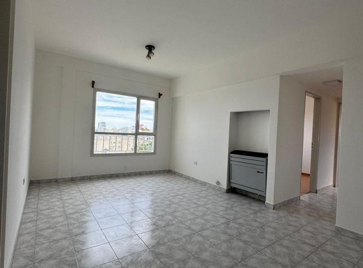 DEPARTAMENTO 3 DORMITORIOS COCHERA CENTRO COMODORO 4