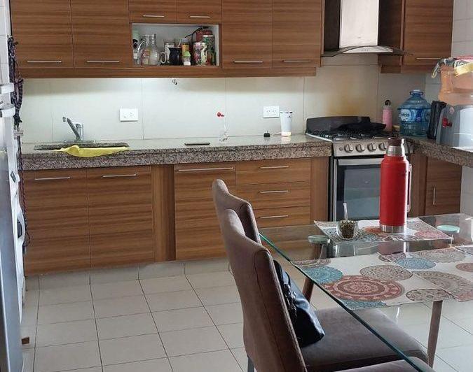 DEPARTAMENTO + OFICINA EN PLANTA BAJA+ QUINCHO 1
