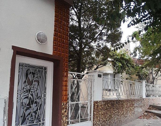PROPIEDAD DOBLE + LOCAL COMERCIAL 5