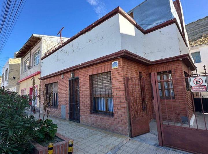 CASA MAS DEPARTAMENTO 3 DORMITORIOS CENTRO 3