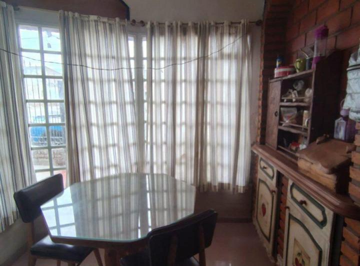 CASA 4 DORMITORIOS - ABEL AMAYA- COMODORO RIV. 3
