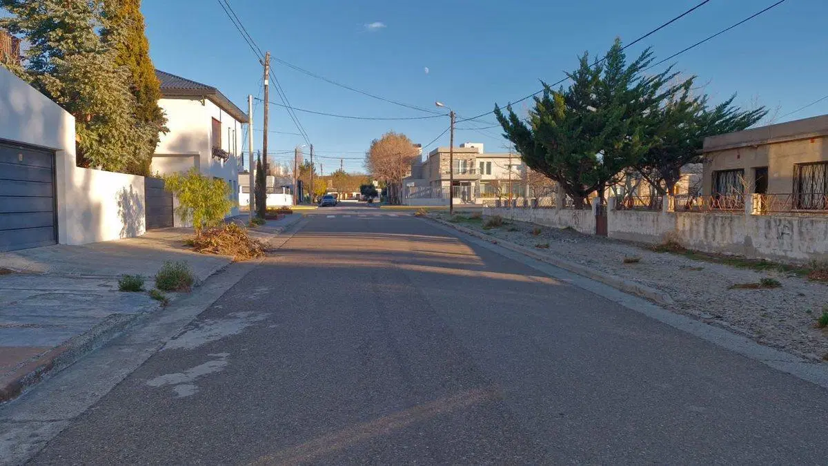 PH EN VENTA A 1 CUADRA DE LA PLAYA - RADA TILLY 4