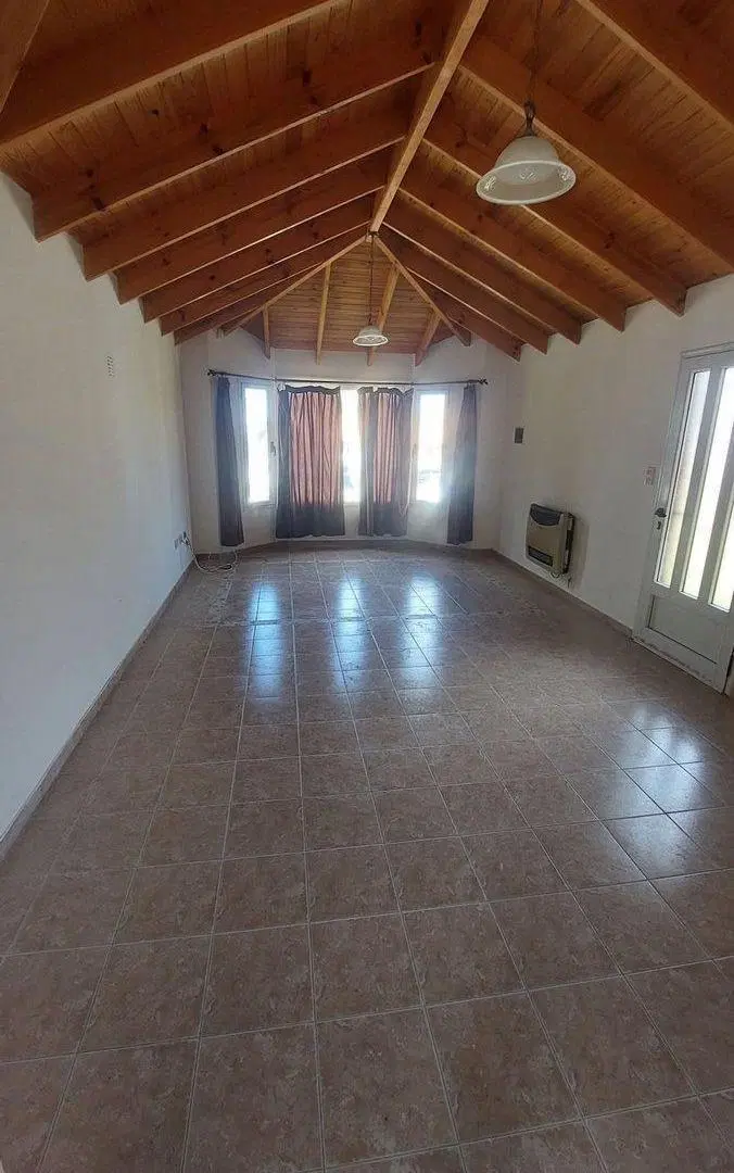 CASA TRES DORMITORIOS B° Medanos - KM 3 3
