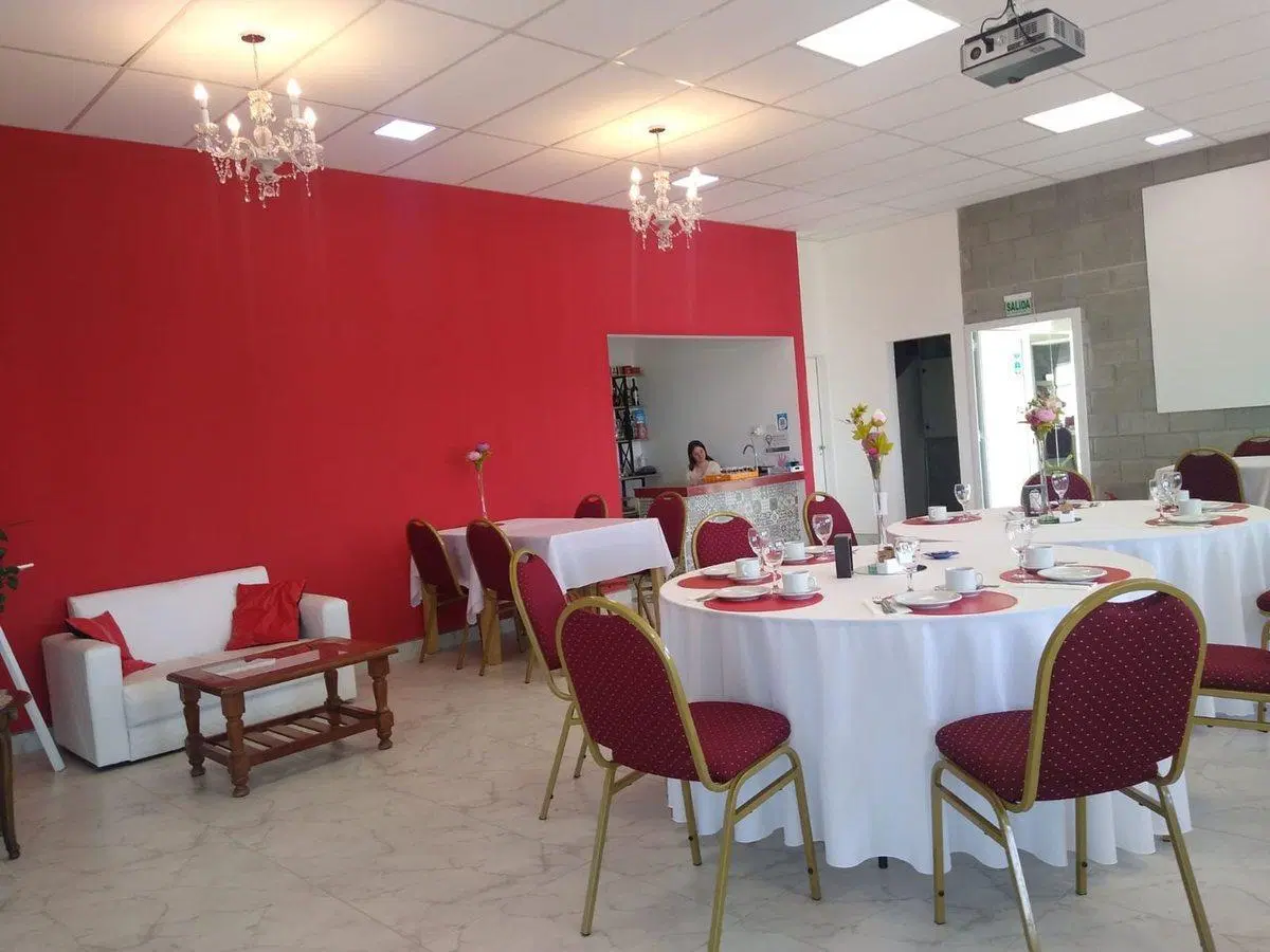 Salon en Bellavista Sur 2