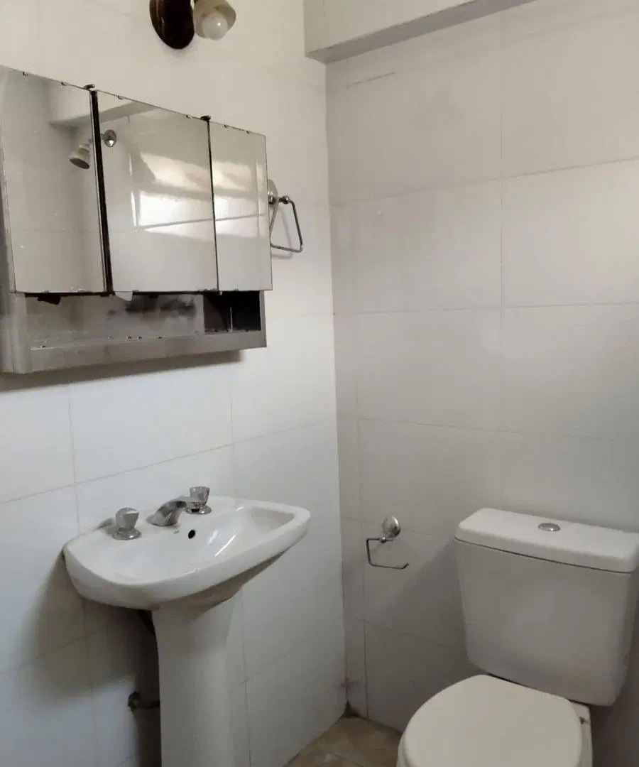CASA EN Bº ROCA: 3 DORM SUITE, QUINCHO MAS GARAGE 5