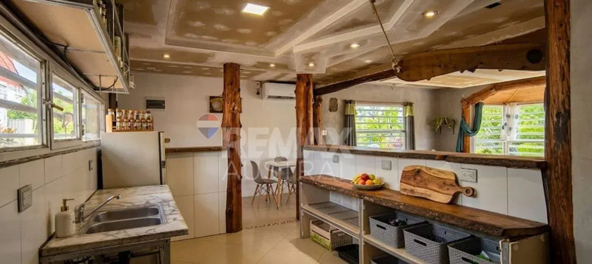 CASA EN VENTA LOTE PARQUIZADO - B°ATARDECER 3