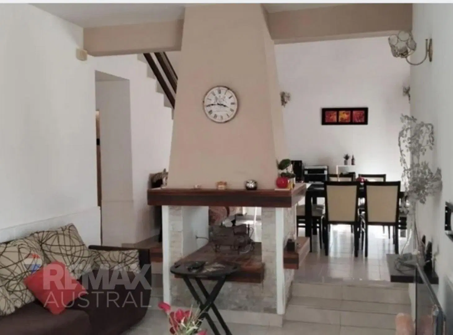 CASA 4 AMB. JUAN XIII + QUINCHO+ENTRADA AUTOS 2