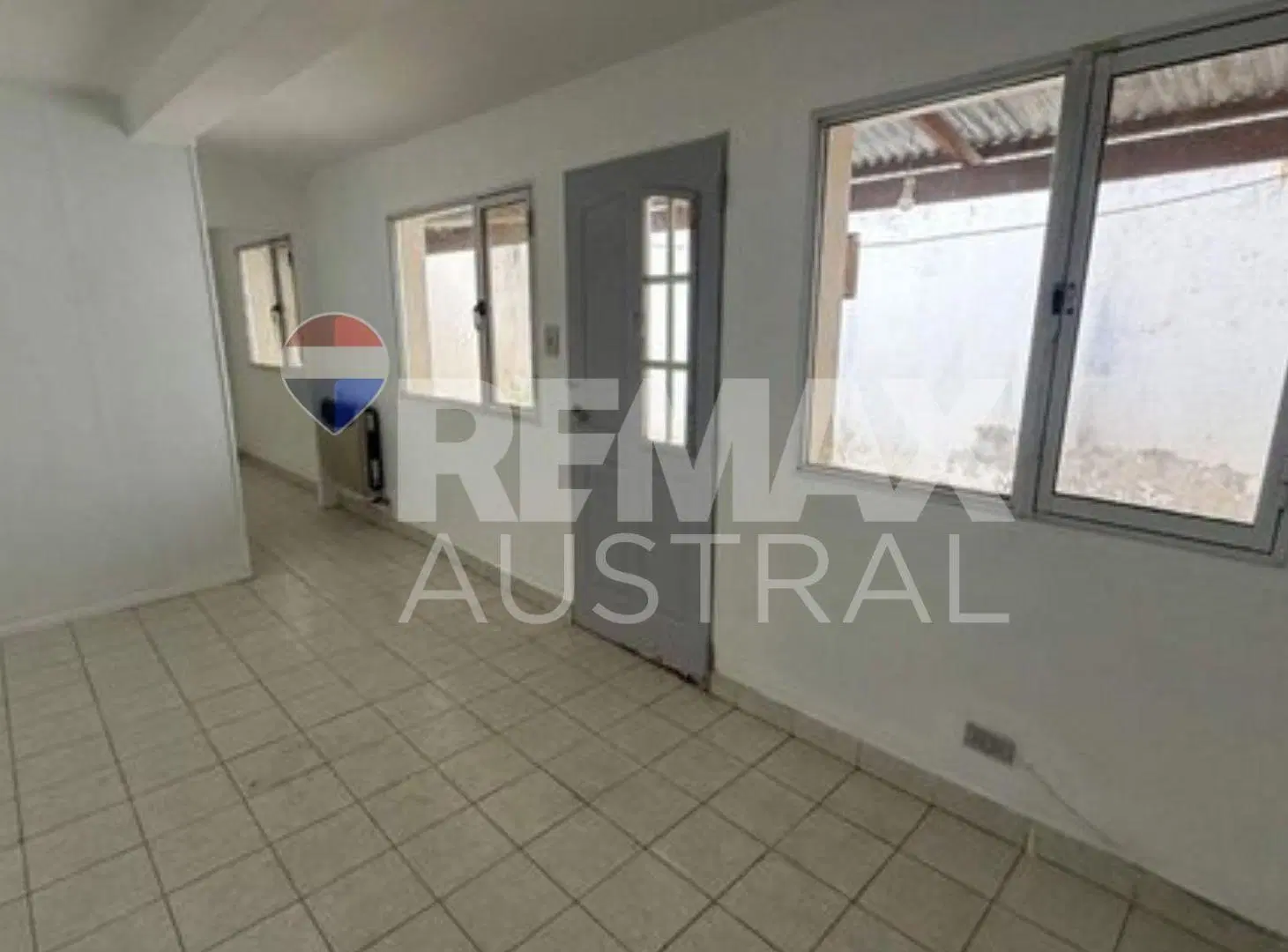 LOCAL COMERCIAL-BºSAN CAYETANO 2