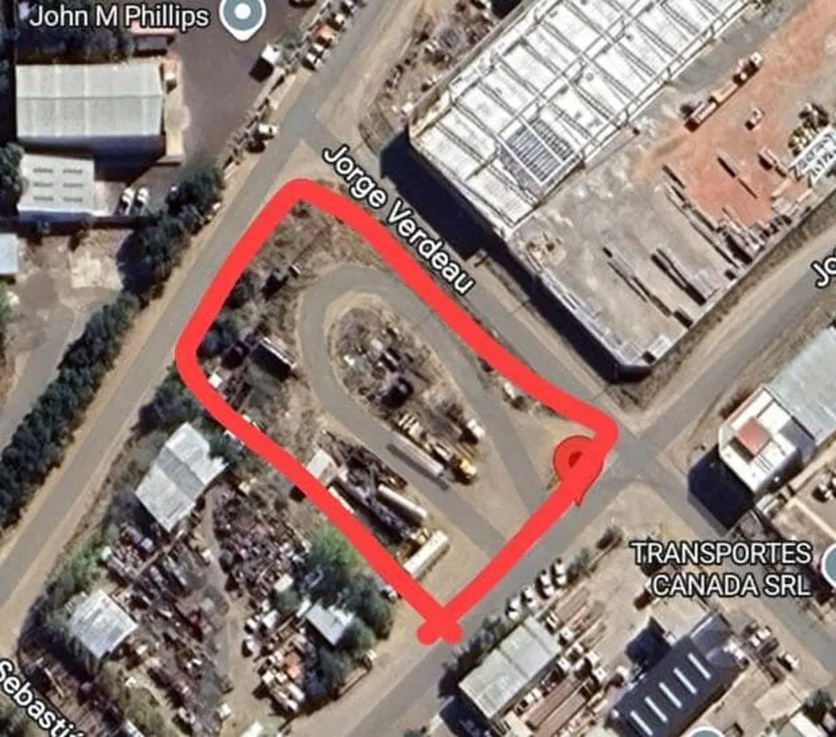 LOTE EN ESQUINA BARRIO INDUSTRIAL 3