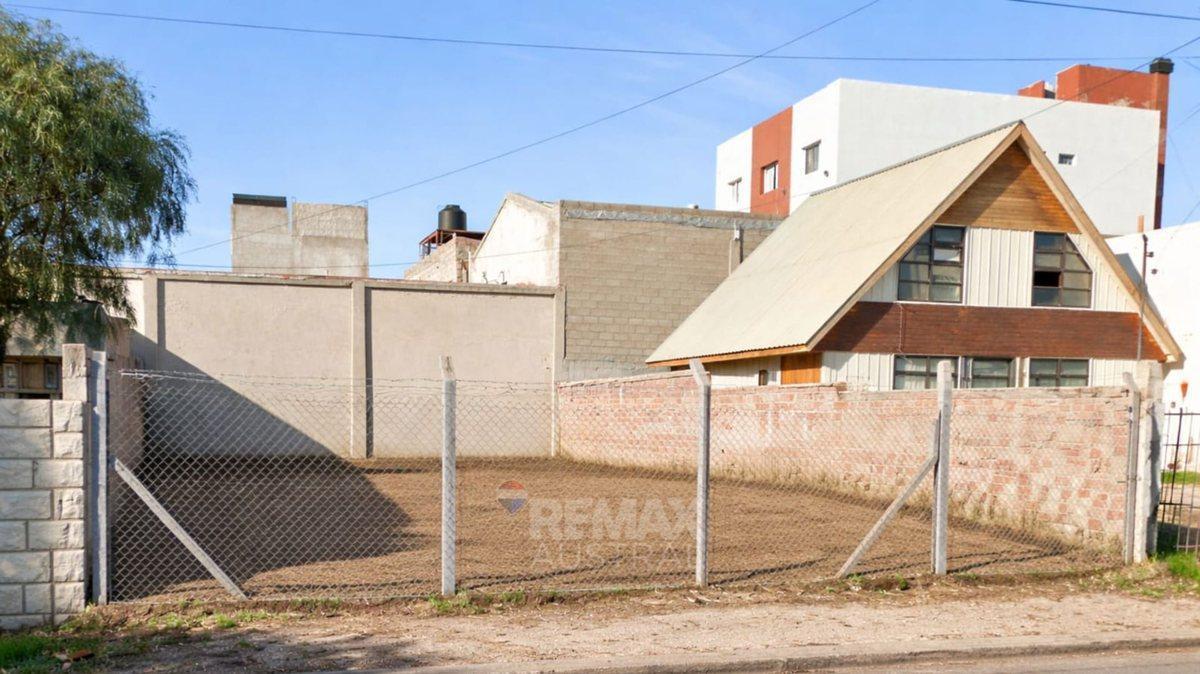 Terreno Comercial en barrio Pueyrredon