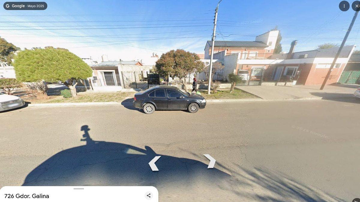 CASA 3 DORMITORIOS A METROS DE AV. CANADA