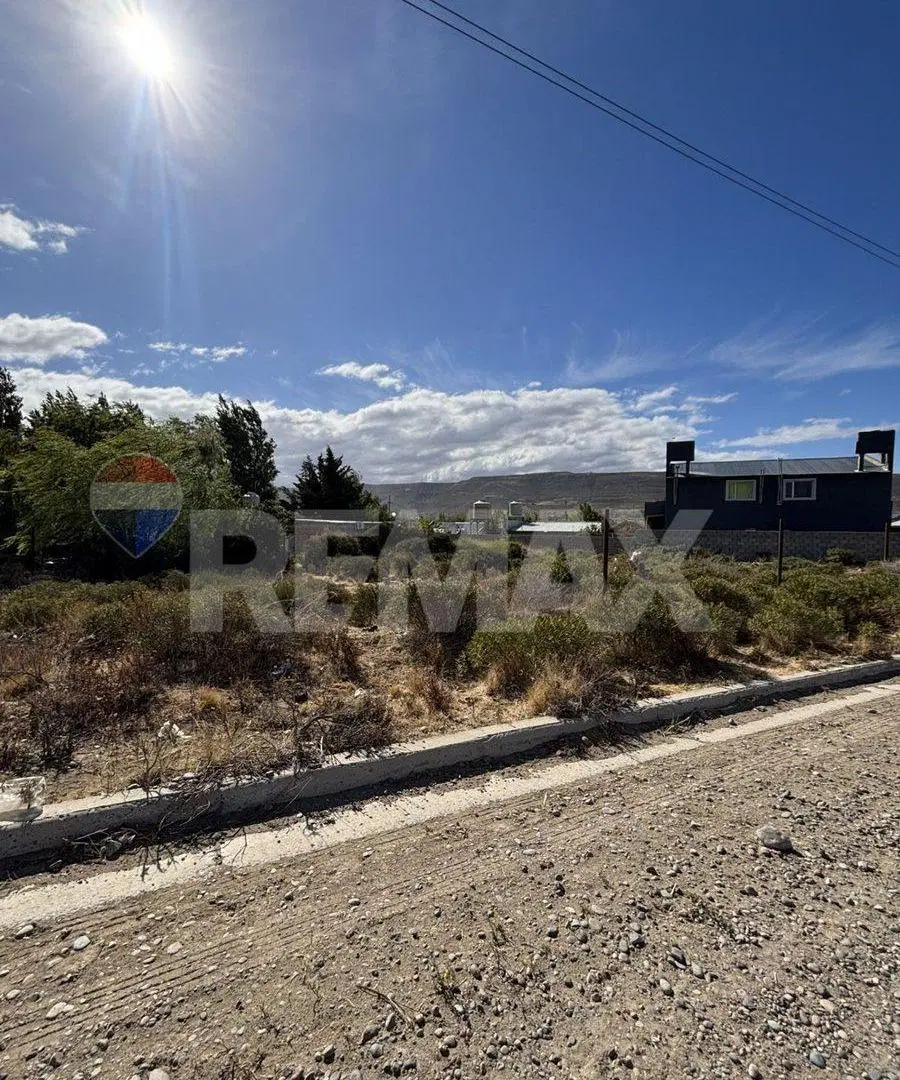 TERRENO EN BARRIO MALVINAS ARGENTINAS 3