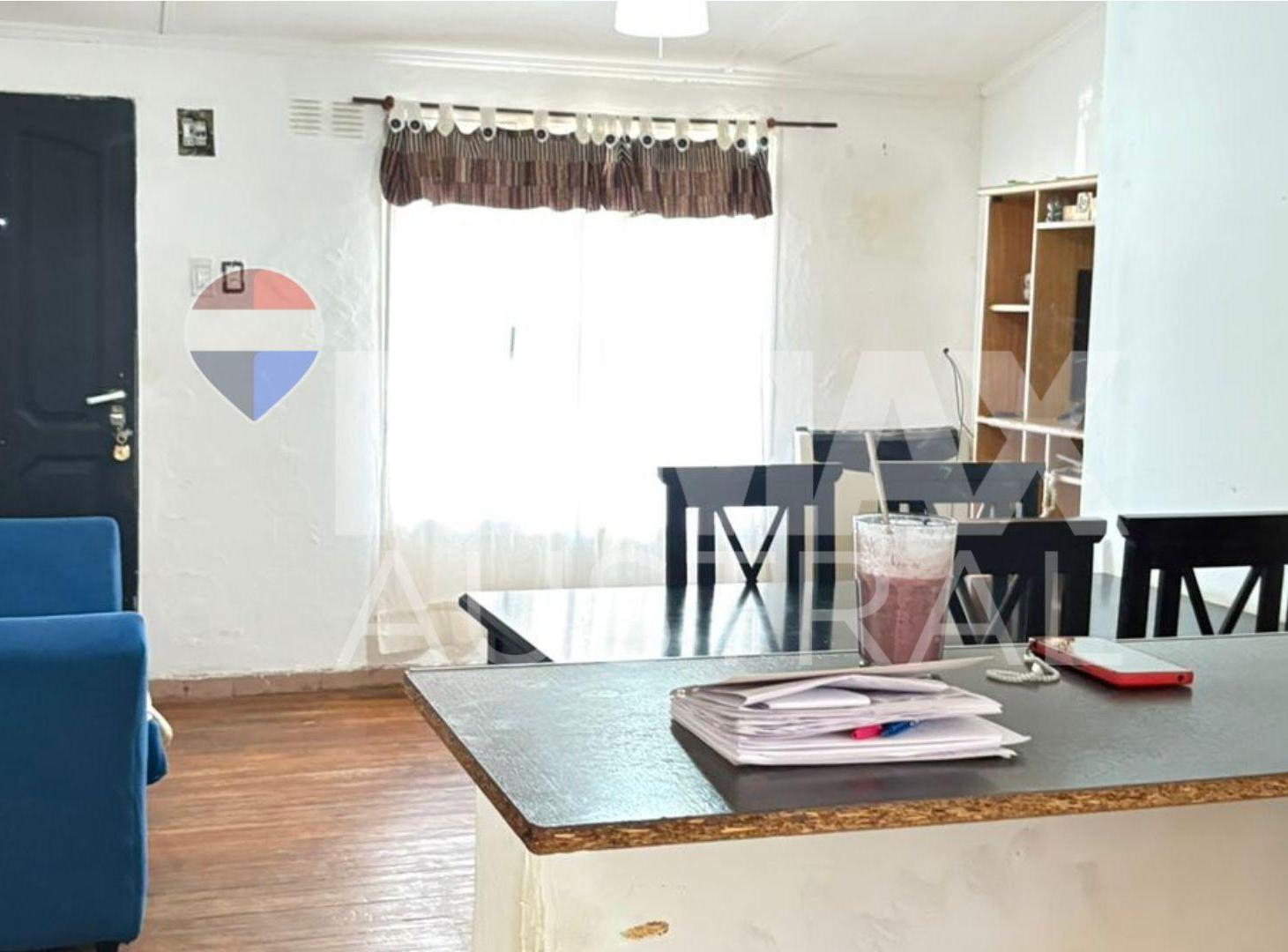 Casa 4 dormitorios km8