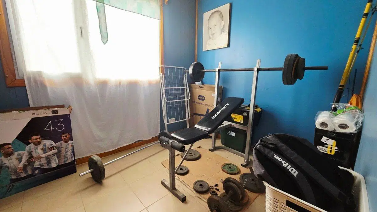 TERRENO 1000MT2 CON DOS VIVIENDAS BARRIO ARENALES 2