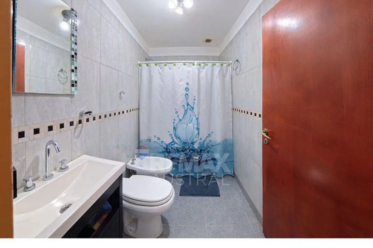 Casa Familiar con Quincho - Zona Norte 3